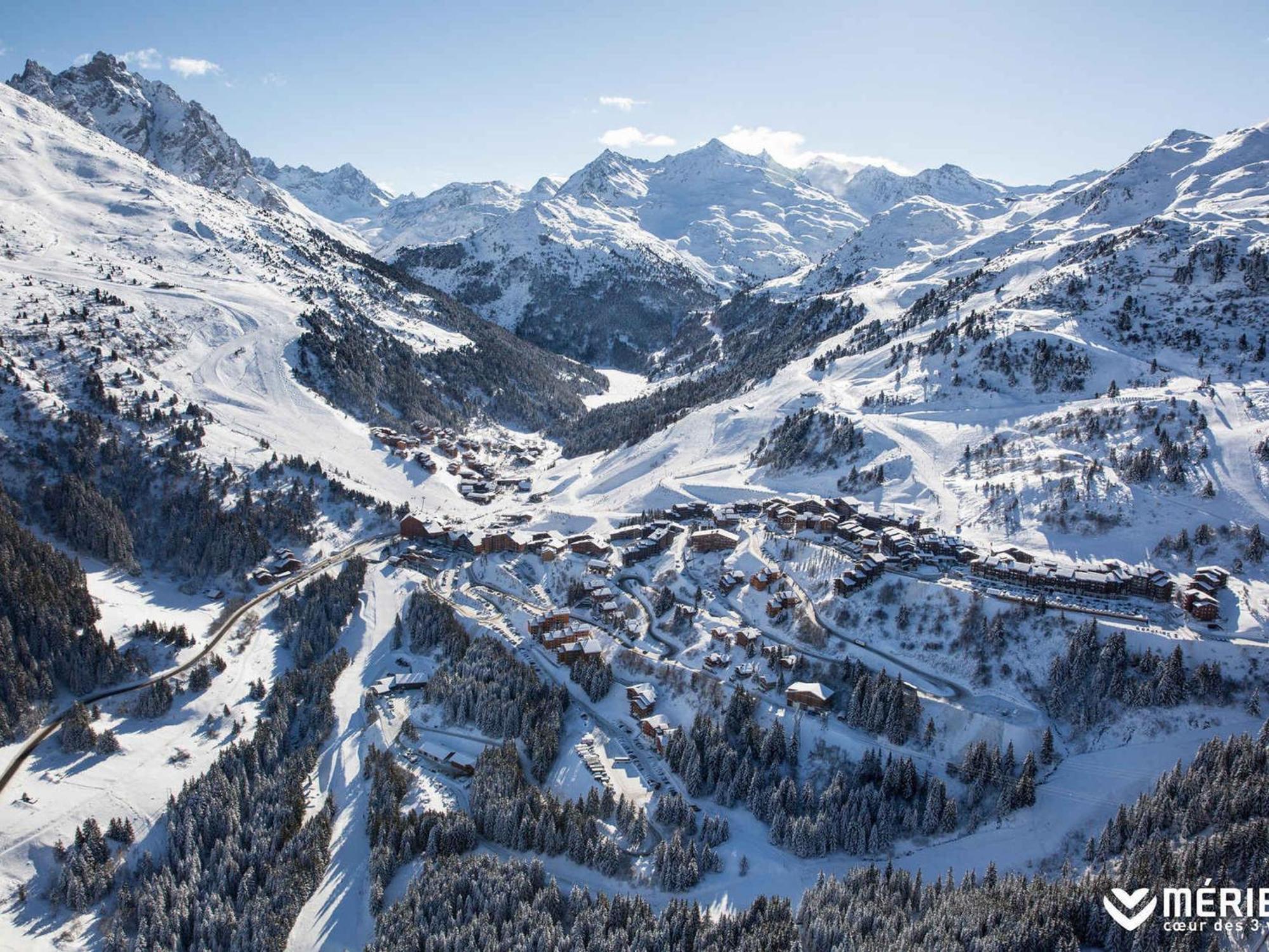 Appartement Ensoleille Avec Tv, Proche Pistes Et Commerces, Residence Plein Soleil, Les Allues - Fr-1-182-18 Meribel Luaran gambar